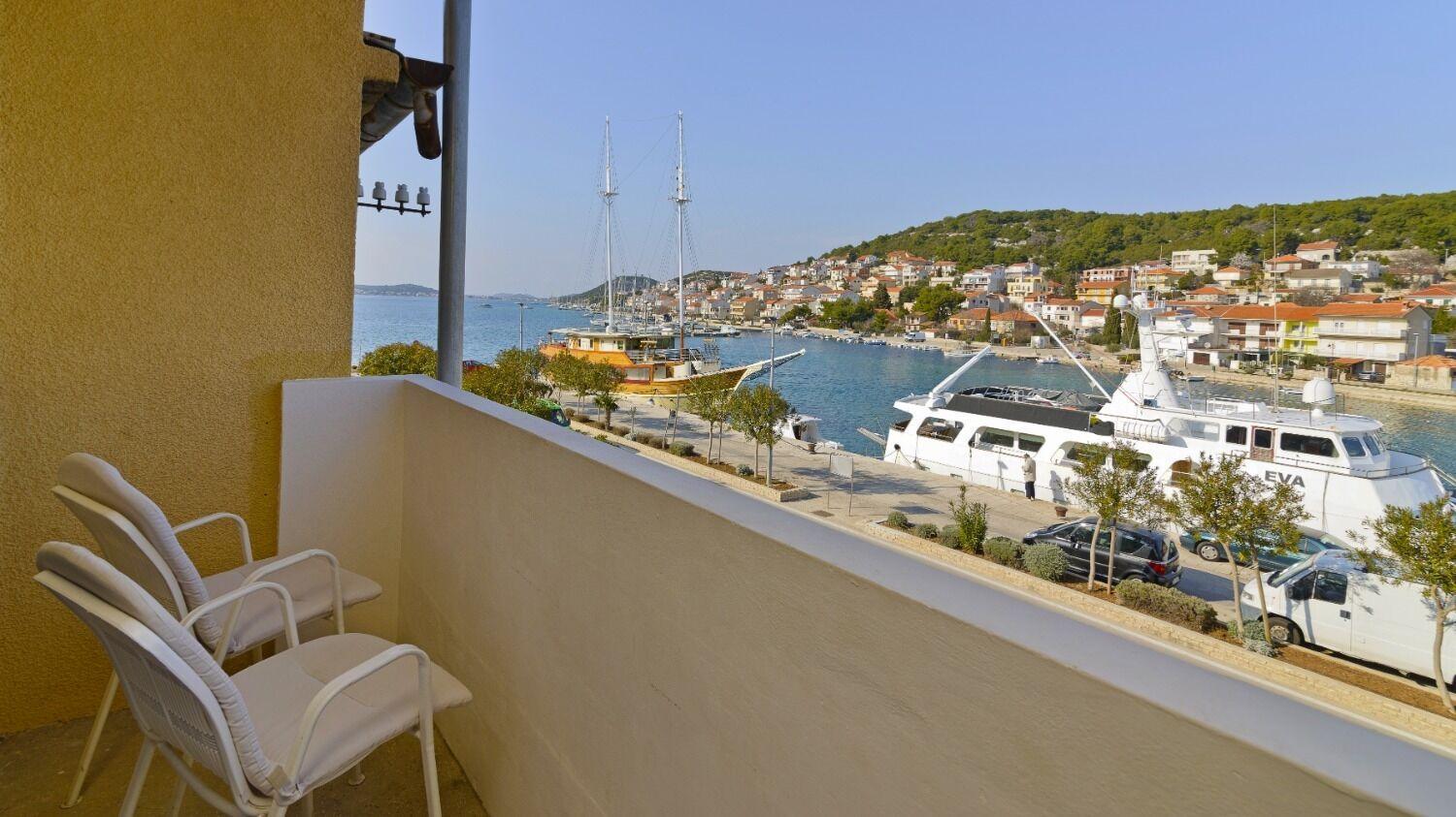 Apartments Ive - With Sea View Tisno Dış mekan fotoğraf