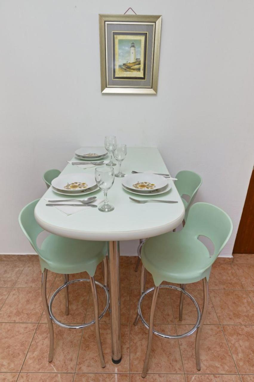 Apartments Ive - With Sea View Tisno Dış mekan fotoğraf